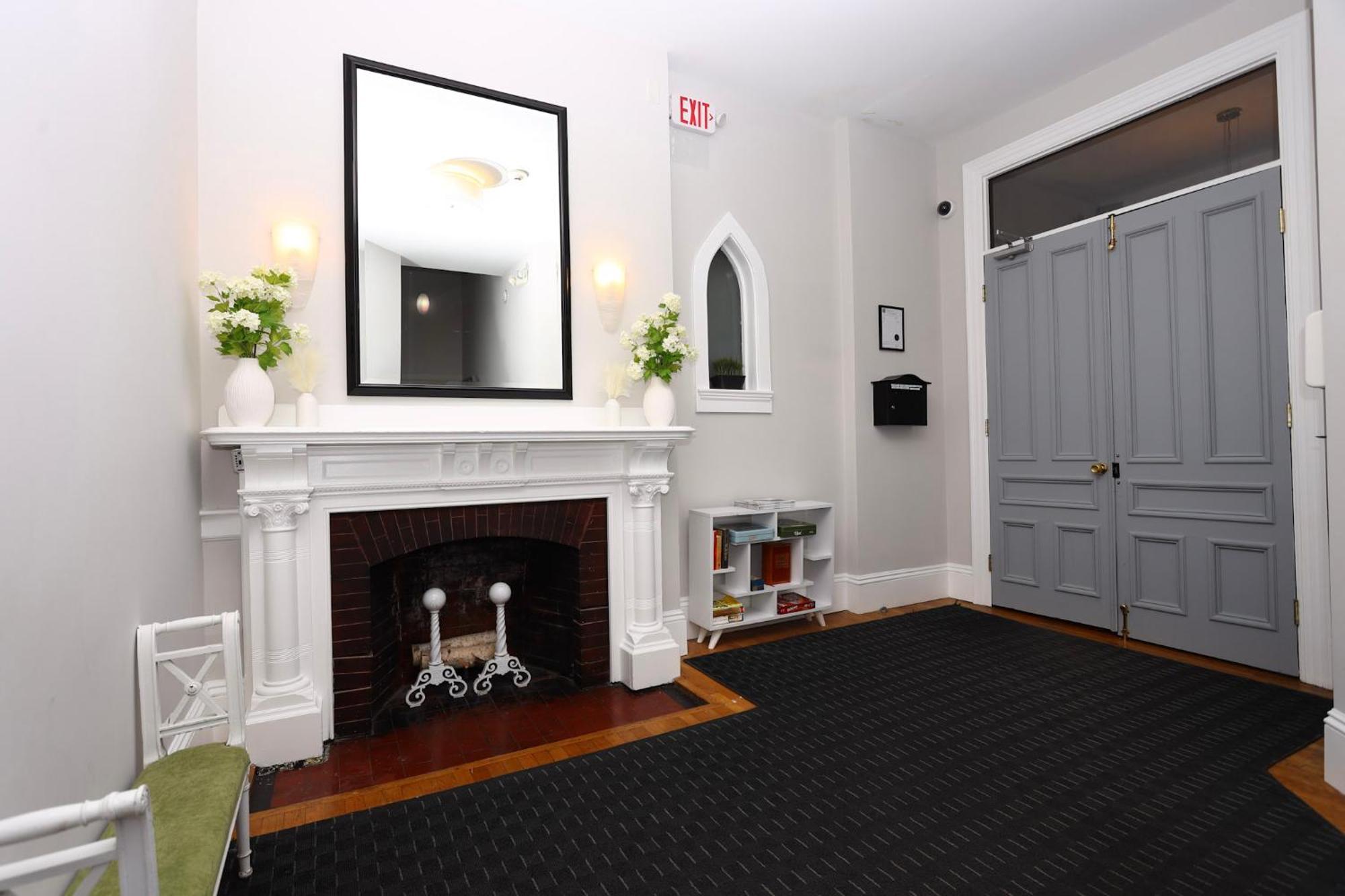 Stylish Studio On Newbury St, This Is Boston! #12 エクステリア 写真
